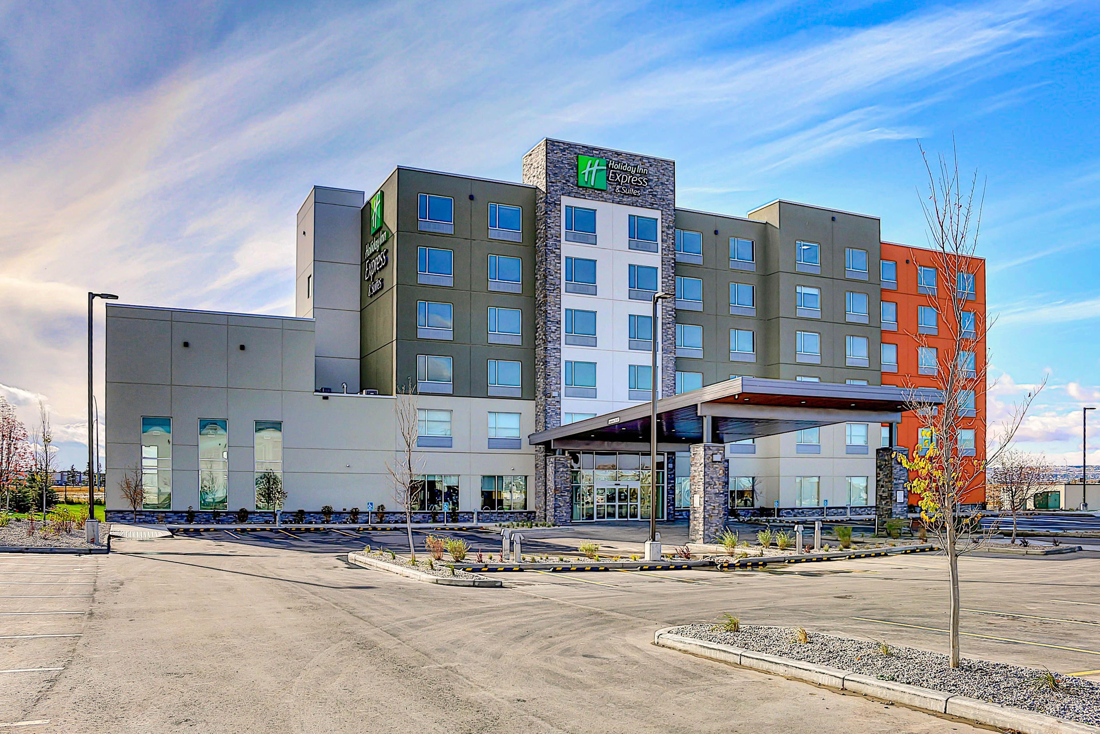 Holiday Inn Express & Suites - Calgary Airport Trail Ne By Ihg Екстер'єр фото